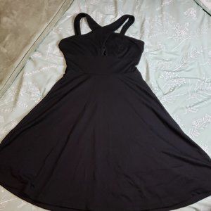 [M] Pakula Criss Cross Keyhole Black Dress
